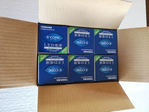 TOSHIBA E-CORE　 LED電球 LEL-AW7N/D 未使用品