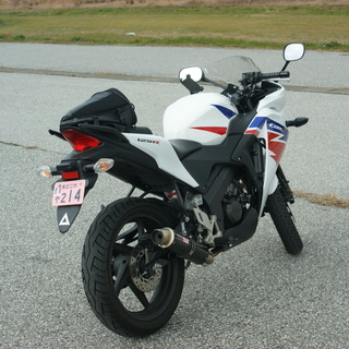 【商談中】HONDA CBR125R 国内モデル(JC50) H25年式 タイヤバリ山 社外マフラー LEDヘッドライト シートバック 自賠責 サービスマニュアル付き　の画像