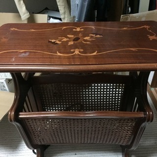 木製マガジンラック