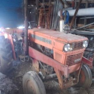 クボタ製農業用トラクター