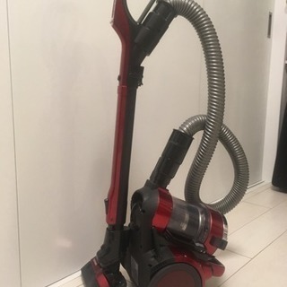 サイクロン式TOSHIBA掃除機