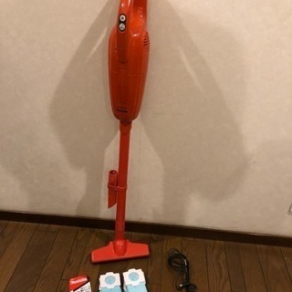 マキタコードレス掃除機 かわいいオレンジ色
