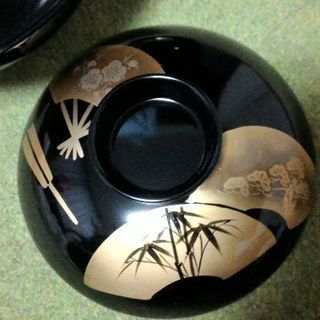 蓋付き汁物椀の画像