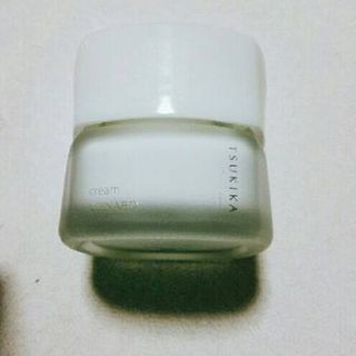 メナード つき華 エモリエントクリームの画像