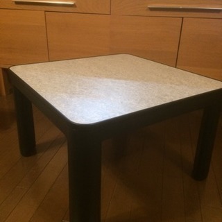 コタツ60cm x 60cm コタツ布団付き