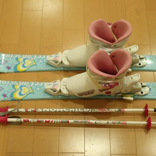 【取引中】キッズスキーセット板80cm、靴17センチ、ポール70...