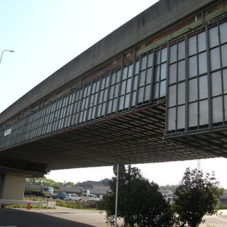 男女問わず！橋梁塗装職人募集！18歳以上ならやる気だけで！の画像