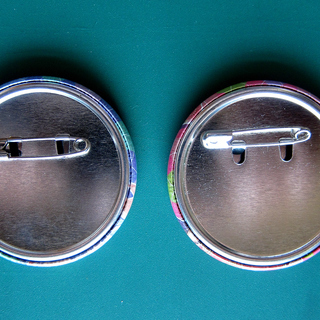 ０円あり！値下げ！缶バッチ 2個セットの画像