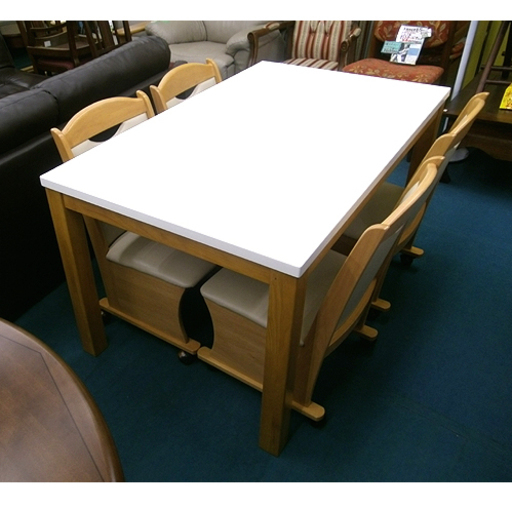 札幌【白い天板の4人掛けダイニングセット②】幅130cm キャスター付イス 食卓テーブル ダイニングテーブル 4P 本郷通店 新生活