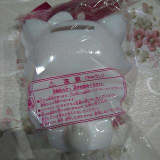 キティちゃん貯金箱とスマホクリーナーとマシュマロマスコットセットの画像