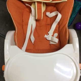 美品　アップリカ　ハイローチェア　USED　調布市の画像