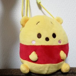 プーさん　ぬいぐるみショルダーポーチ