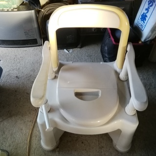 介護ポータブルトイレ無料