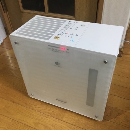 パナソニック　 ナノイー 気化式加湿機 　FE-KXK07-W うるおい効果2倍