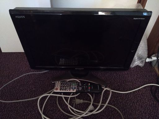 シャープ　AQUOS　テレビ20型