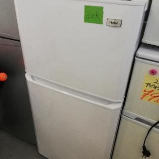 シンプルなデザインの106Lの冷蔵庫☆③