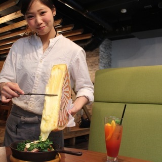 ★オープニングスタッフ★関西初上陸!渋谷で話題のチーズ料理専門店...