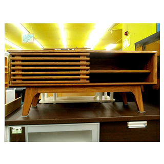 札幌 美品【ルーバーデザインのおしゃれなTVボード】幅99cm ...