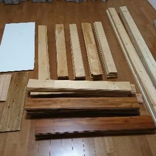 DIYに！2×4木材フローリング材等セットで