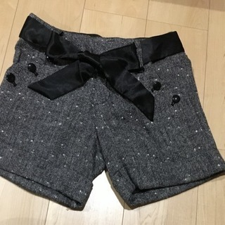 リボン付きショートパンツ