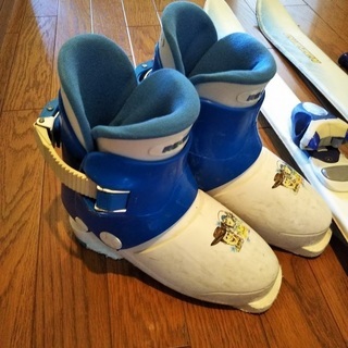 スキー板　110cm  ブーツ約18.5～19cm ストック　３点セットの画像