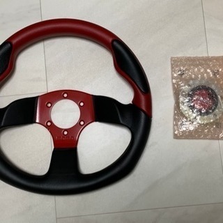 値下げしました！ 【車のハンドル】MOMOステアリング コマンド2