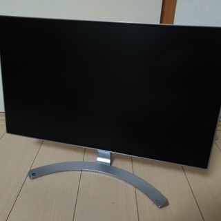 【取引中】スタイリッシュ＆高音質24型液晶モニタ　LG 24MP88HV-S 【美品】