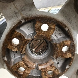 日産純正アルミ17インチ(ラジアルタイヤ215/60/17付き)の画像