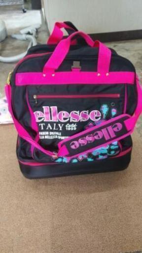 中古　バッグ  ellesse