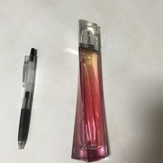 ジパンシィの香水