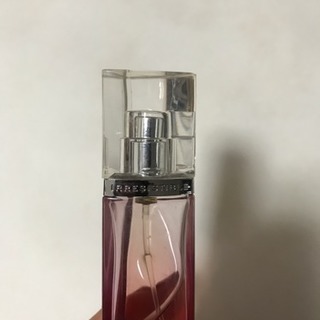 ジパンシィの香水の画像