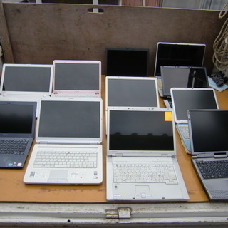 ノートパソコン　ジャンク品　１１台まとめて！