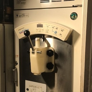 ソフトクリーム機械