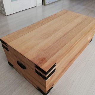 総桐の衣装ケース