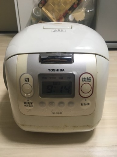 TOSHIBA 炊飯器  RC-10LM