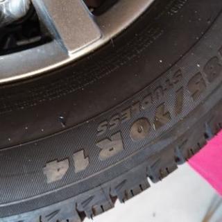 【値下げ】スタッドレスタイヤ 185/70 R14 ミシュラン X-ICE