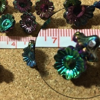 フラワービーズ12mm  50個 オーロラ パール パープル 黒