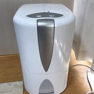 商談中 除湿機 YAMAZEN YDC-A50