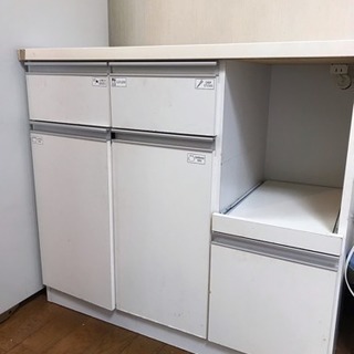 1    キッチンキャビネット