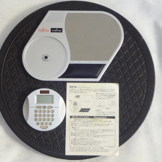 マウスパッド  電卓付き (未使用品）
