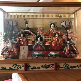 雛人形飾り差し上げます