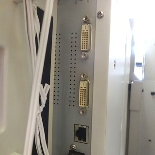 動作OK【70インチ液晶モニタ】シャープ製 PN-L702B スピーカー付き HDMI DVI端子あり「BIGPAD」フルHD 2011年製