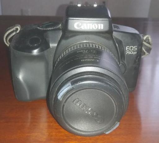 Canon EOS750 一眼レフカメラ(フィルム、中古)