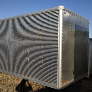 見本品　美品　アルミ製箱　扉なし　8.5万　コンテナー　物置き　農機具　倉庫　棚あり　愛知県からの画像