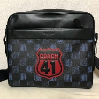 coach レザーショルダーバッグ メンズ カッコいい