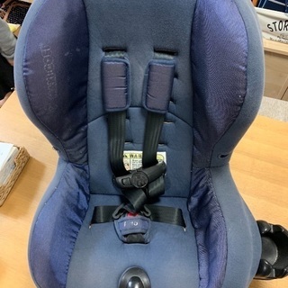 MaxiCosiPrioiチャイルドシートあげます。