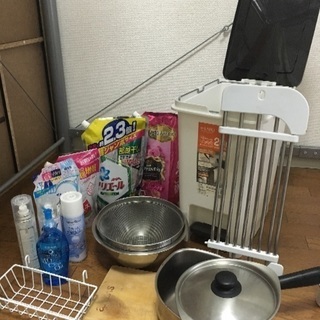 ゴミ箱、調理道具、防水スプレー、詰め替え洗剤