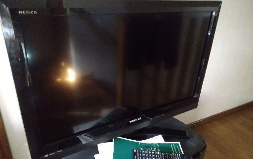 TOSHIBA 液晶テレビ32型500Gハードディスク内蔵型　REGZA 32H1S テレビ台付