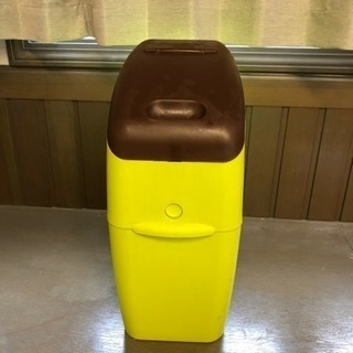 Aprica オムツ用ゴミ箱