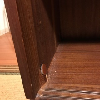 アンティークサイドボードの画像